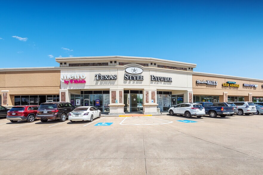 More Photos Of 12430-12434 Tomball Pky, Houston Unknown For Lease