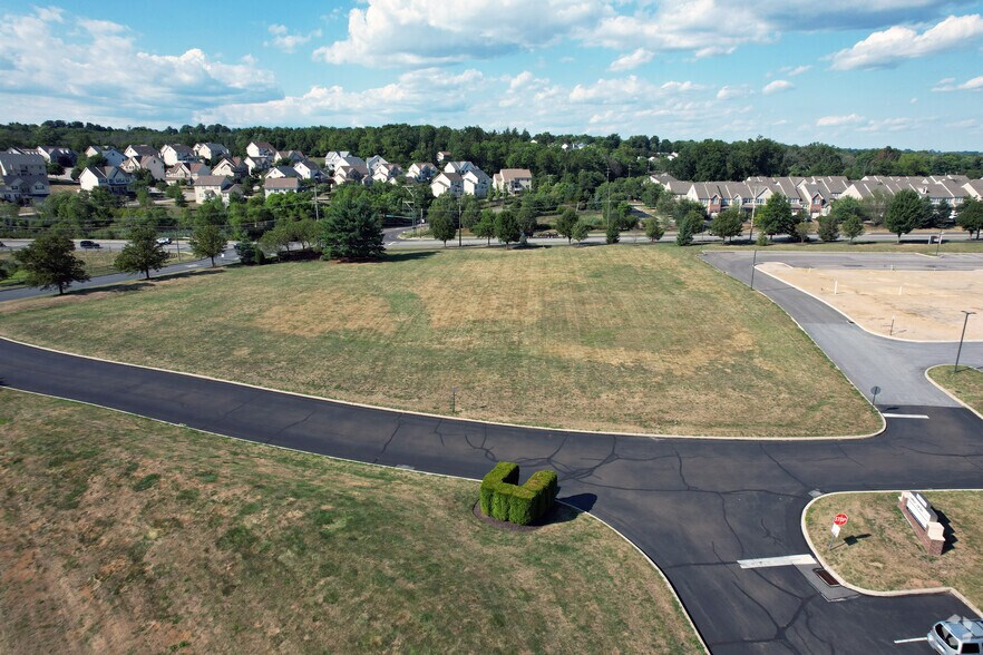 More Photos Of W Germantown Pike @ Potshop Ln, East Norriton Township Office For Lease