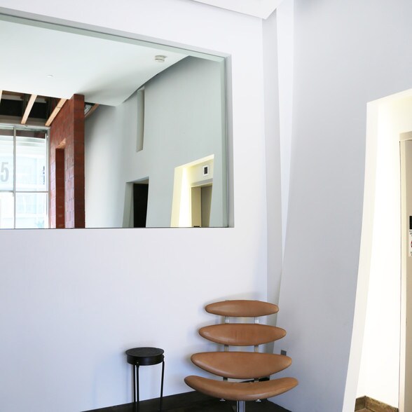 More Photos Of 8335 W Sunset Blvd, West Hollywood Office For Lease