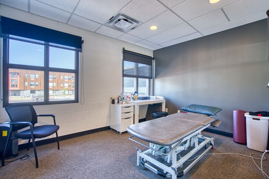 More Photos Of 3020 Carbon Pl, Boulder Office For Sale