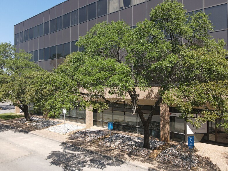 More Photos Of 333 W Main St, Ardmore Medical For Sale