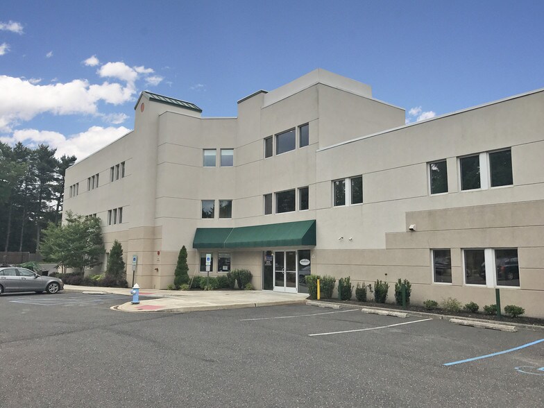 More Photos Of 3221 Route 38, Mount Laurel Medical For Lease