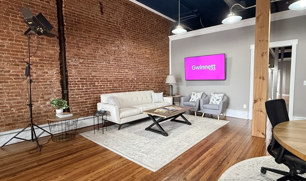 More Photos Of 25 E Main St, Buford Office For Sale