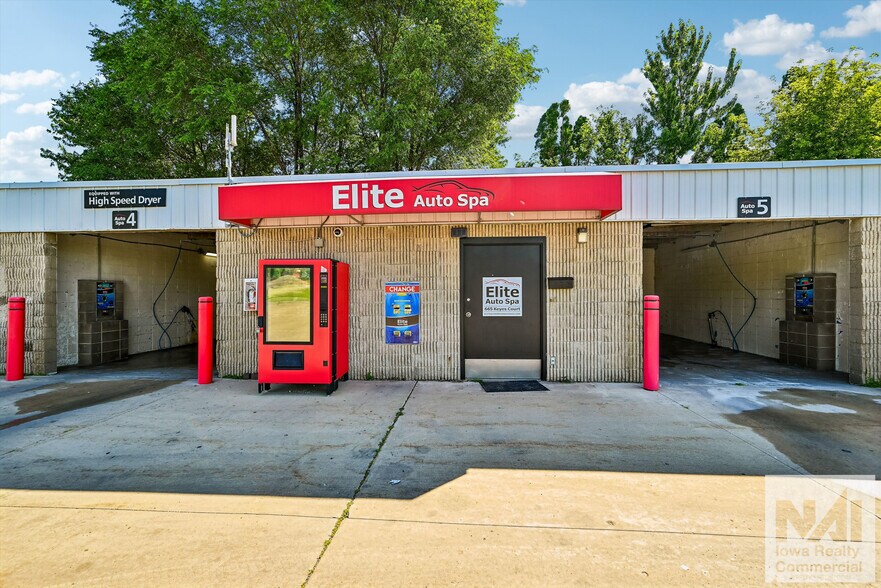 More Photos Of 665 Keyes Ct, Marion Carwash For Sale