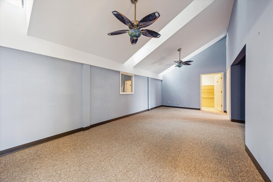 More Photos Of 1501 N Amburn Rd, Texas City Medical For Sale