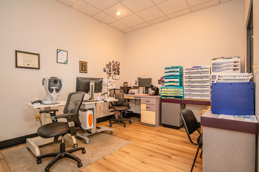 More Photos Of 106 Long Cir, Roanoke Rapids Medical For Sale