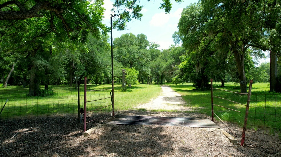 More Photos Of 2550 York Creek Rd, New Braunfels Land For Sale