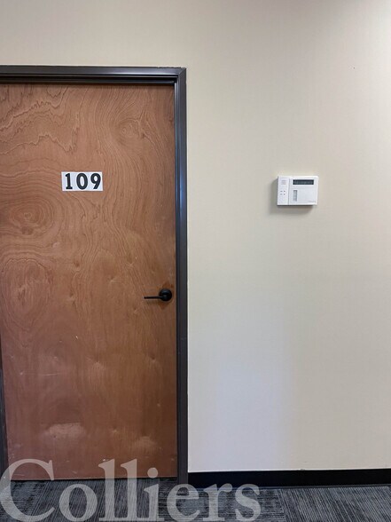 More Photos Of 484 Eastland Dr S, Twin Falls Office For Lease