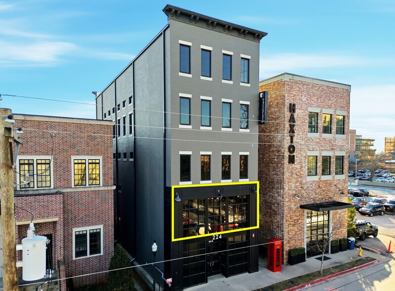 More Photos Of 224 SE 2nd St, Bentonville Loft Creative Space For Lease