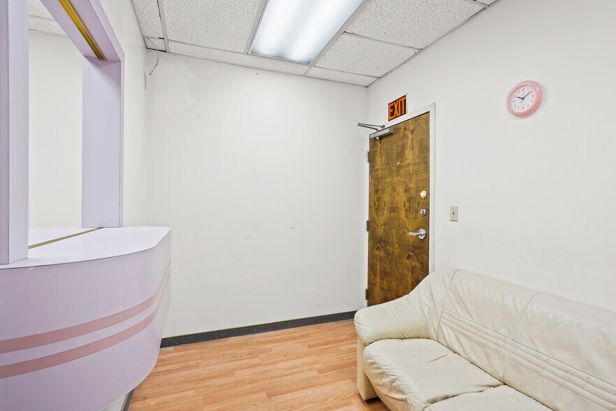 More Photos Of 373 9th St, Oakland Medical For Sale
