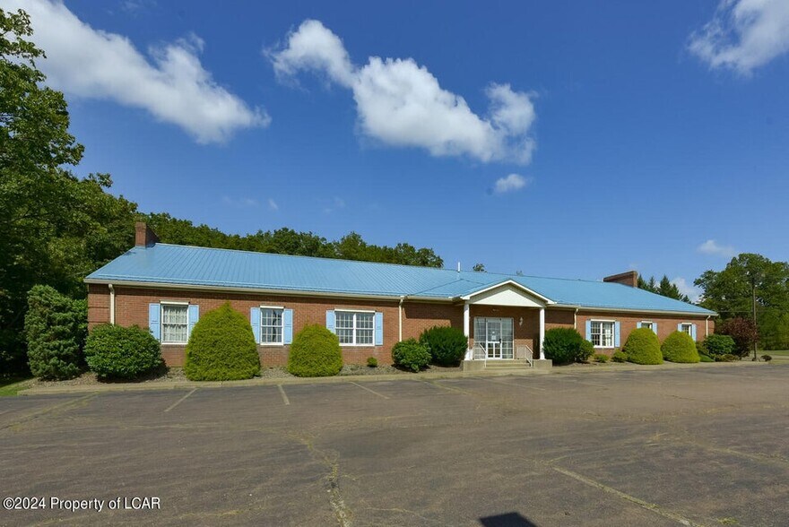 More Photos Of 832 Airport Rd, Hazle Township Medical For Sale