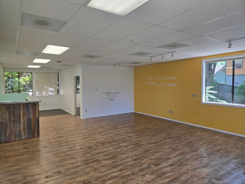 More Photos Of 1211 4th Ave E, Olympia Office For Lease