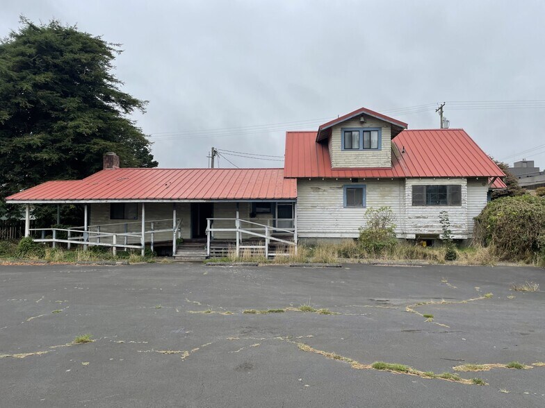More Photos Of 1107 3rd St, Tillamook Healthcare For Sale
