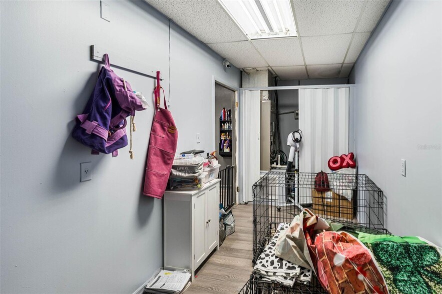 More Photos Of 18-20 E Plant St, Winter Garden General Retail For Sale