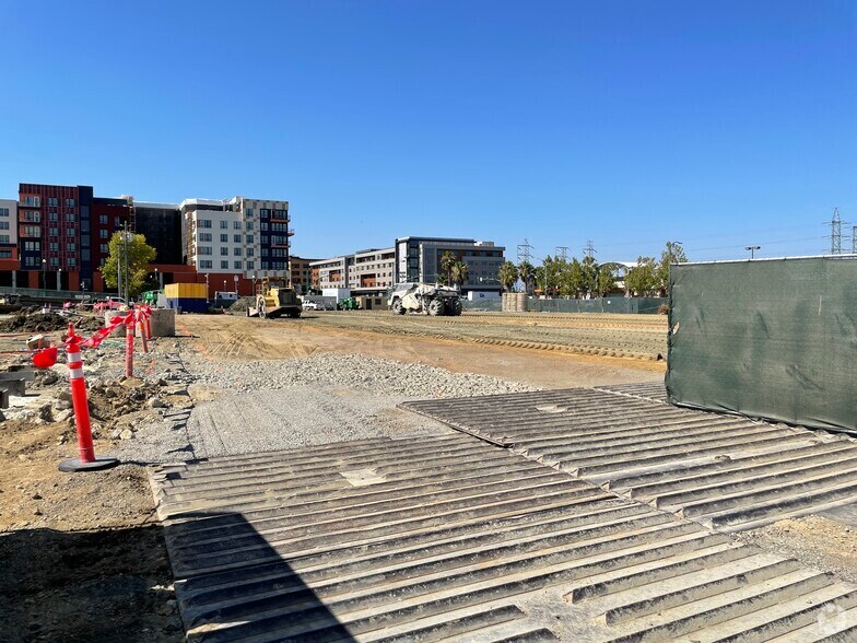 More Photos Of 210 Adrian Rd, Millbrae Research And Development For Lease