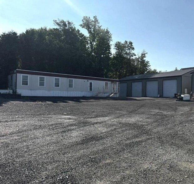 More Photos Of 10631 Bird River Rd, Middle River Light Manufacturing For Lease