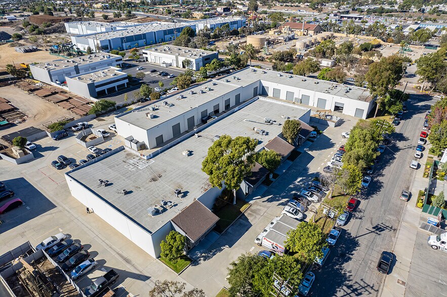 More Photos Of 2829-2871 Gundry Ave, Signal Hill Warehouse For Sale