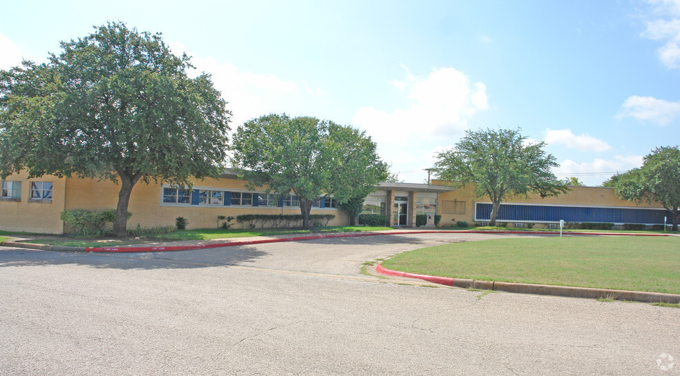 Primary Photo Of 701 S Cherry Ln, Fort Worth Rehabilitation Center For Sale