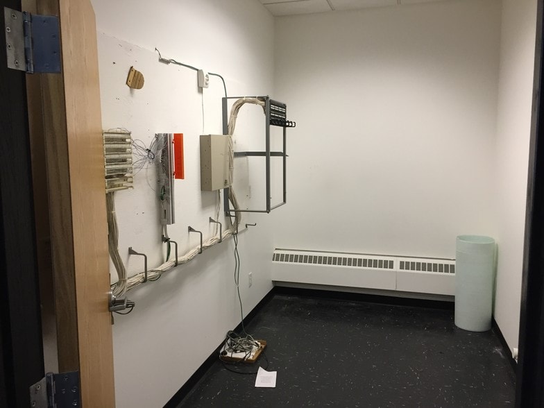 More Photos Of 419-425 Wabasha St N, Saint Paul Loft Creative Space For Sale