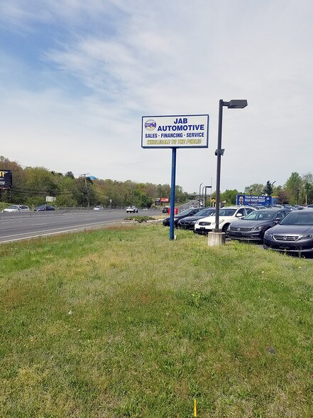 More Photos Of 1225 Route 9 N, Old Bridge Auto Repair For Lease