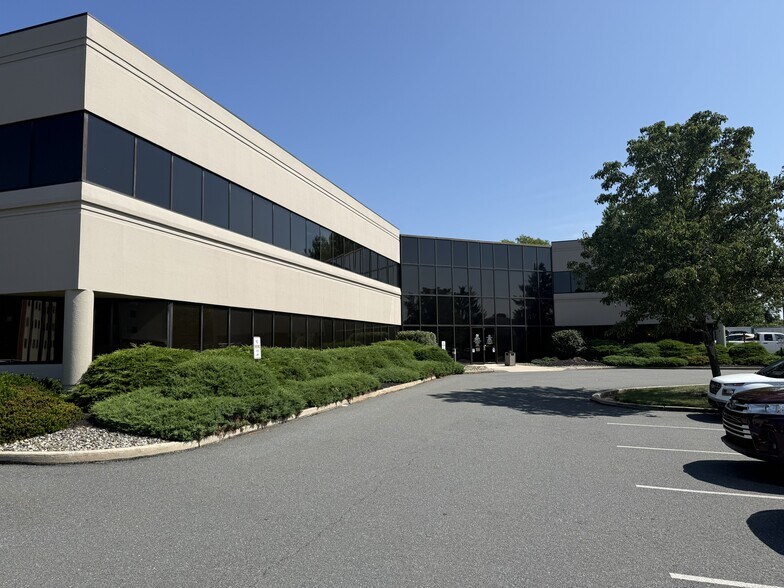 More Photos Of 50 Berkshire Ct, Wyomissing Medical For Lease