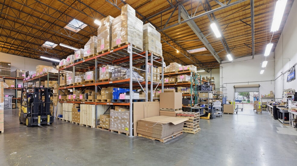 More Photos Of 1722 Illinois Ave, Perris Warehouse For Sale