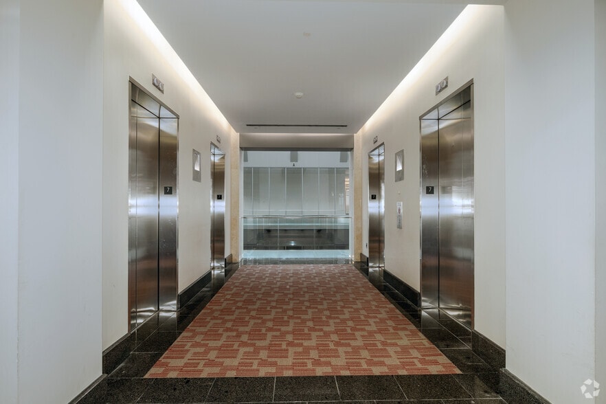 More Photos Of 835 W Hamilton St, Allentown Apartments For Lease