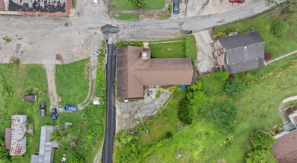 More Photos Of 112 Indian Bend Drive Hazard KY. 41701 Dr, Hazard Religious Facility For Sale