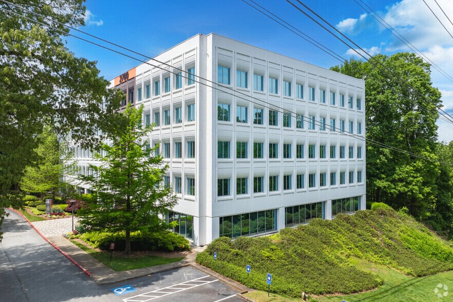 Primary Photo Of 2700 Cumberland Pky SE, Atlanta Coworking Space