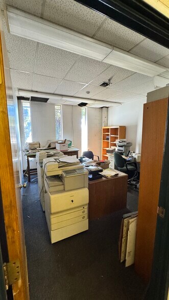 More Photos Of 14305 Cocoa Avenue, Reno Industrial For Sale