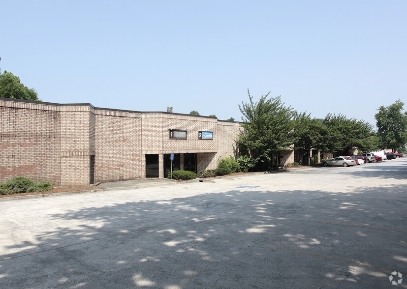 More Photos Of 189 Cobb Pky N, Marietta Warehouse For Lease