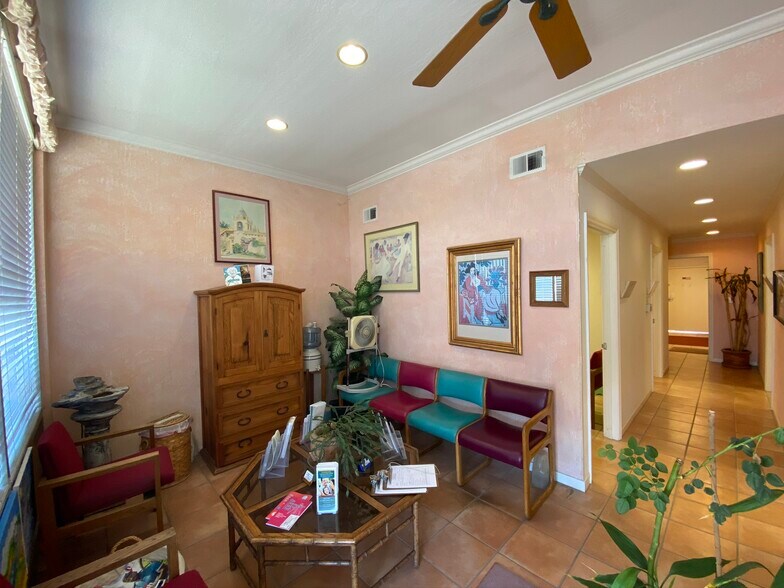 More Photos Of 1328 El Camino Real, San Carlos Storefront Retail Office For Sale