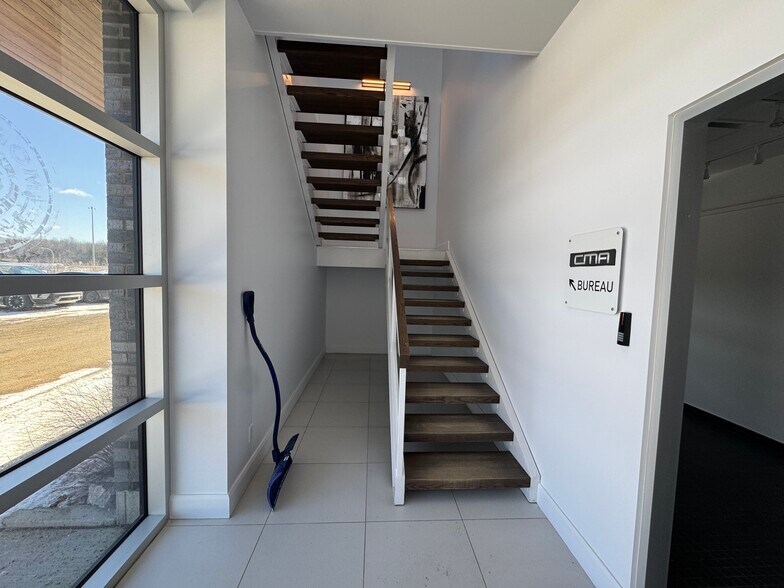 More Photos Of 4520-4540 Rue Charles-Malhiot, Trois-Rivières Office For Lease