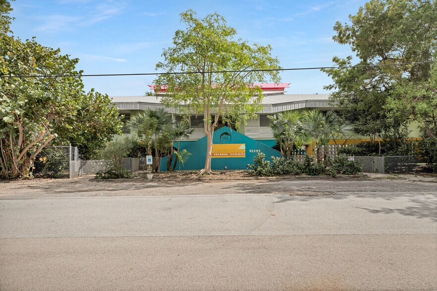 More Photos Of 92295 Old Hwy, Tavernier Schools For Sale