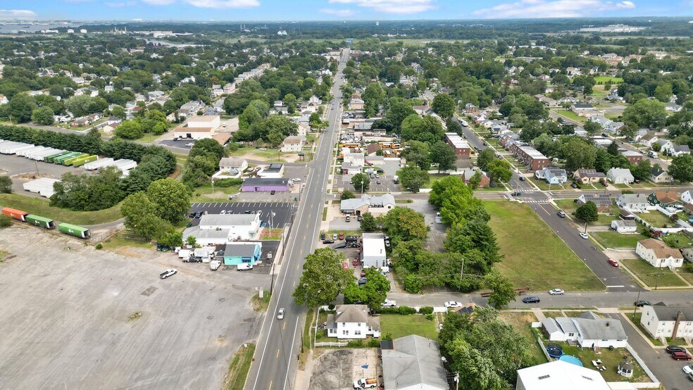 More Photos Of 600 W Broad St, Paulsboro Specialty For Sale