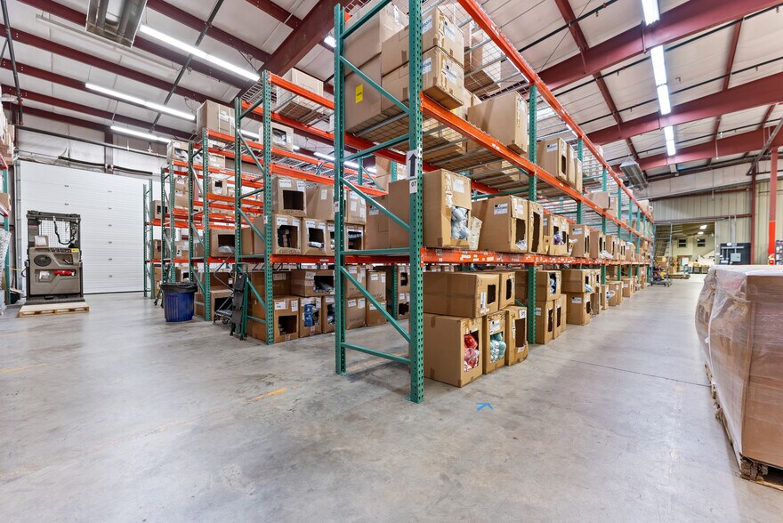 More Photos Of 6 Industrial Pky, Easthampton Manufacturing For Lease