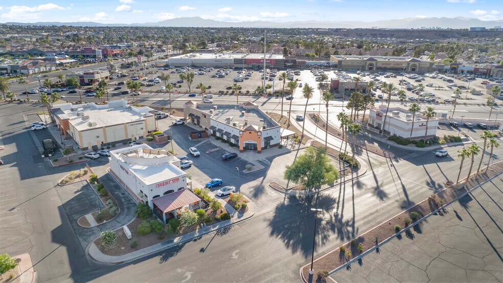More Photos Of 675 Mall Ring Cir, Henderson Restaurant For Sale