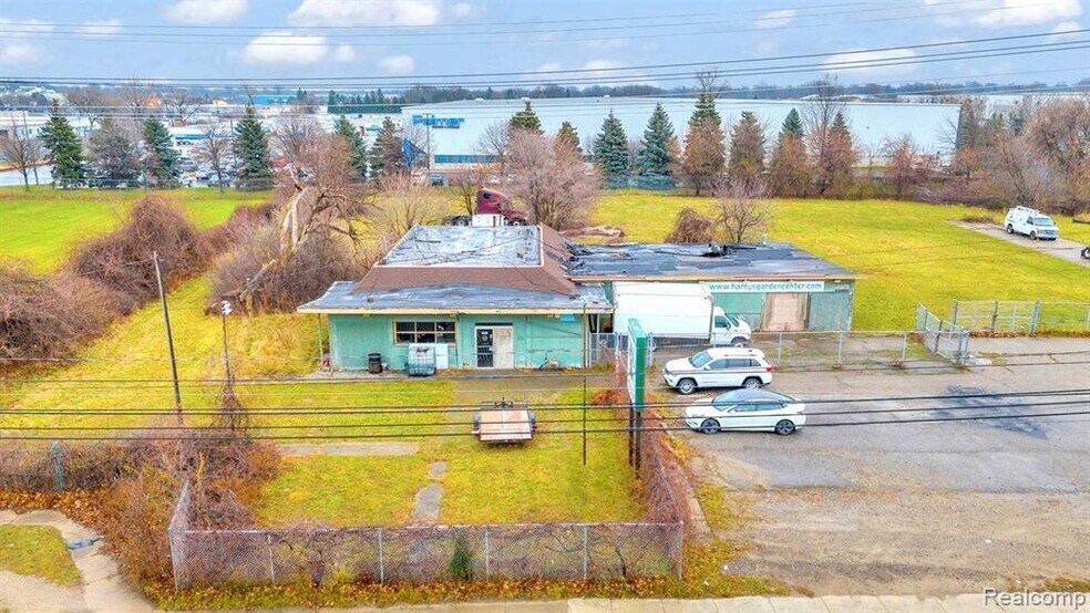 More Photos Of 24500 Dequindre Rd, Warren Garden Center For Sale