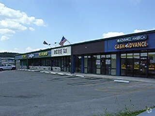 More Photos Of 165 Southtowne Blvd, Hollister Storefront For Sale