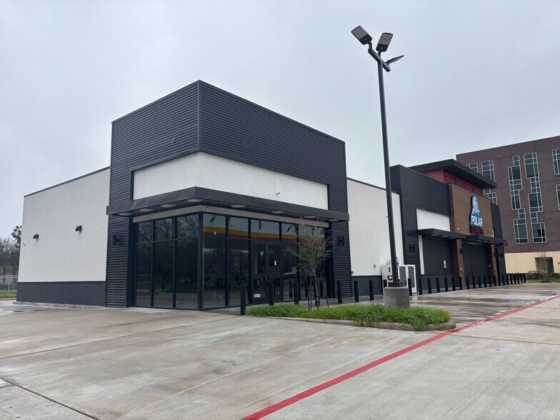 More Photos Of 18247 Katy fwy, Houston Restaurant For Lease