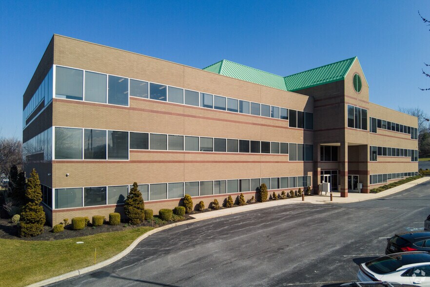 More Photos Of 5001 Louise Dr, Mechanicsburg Unknown For Lease