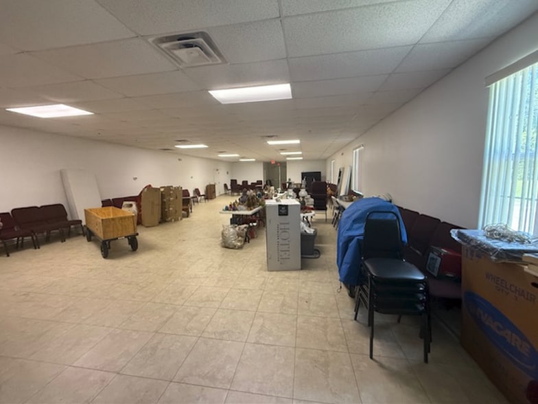 More Photos Of 8826 Trevarthon Rd, Orlando Specialty For Sale