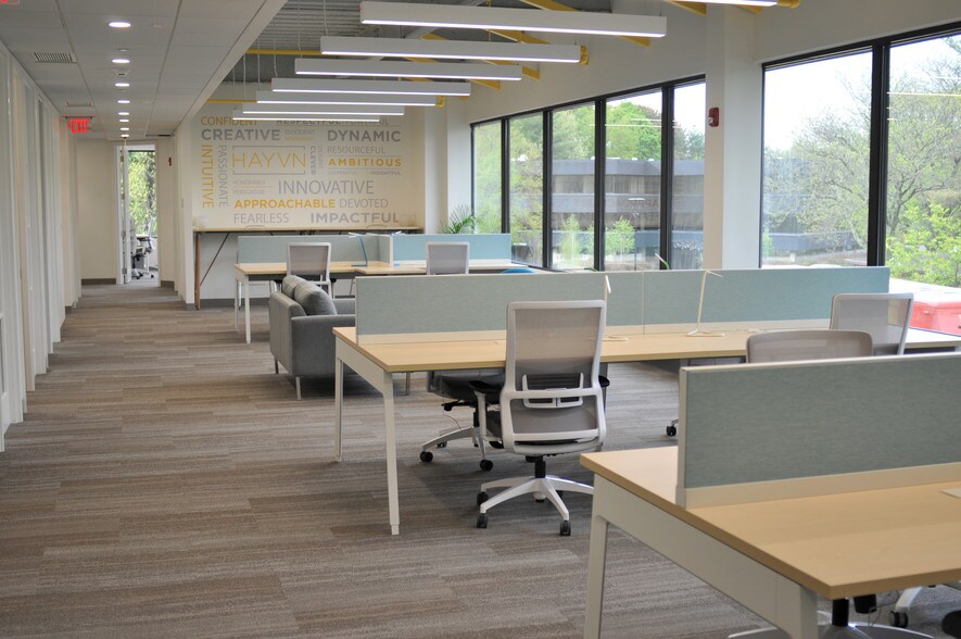 More Photos Of 320 Boston Post Rd, Darien Office For Lease