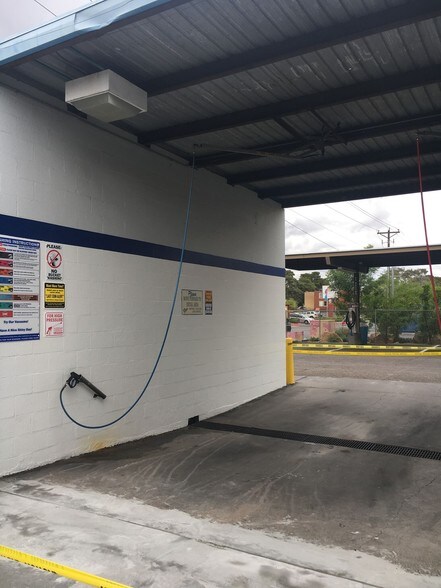 More Photos Of 3550 Cambridge St, Las Vegas Carwash For Sale