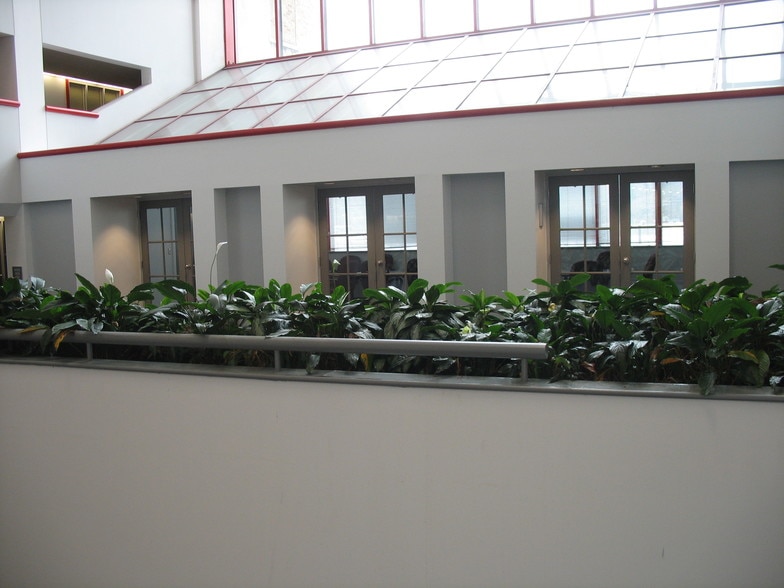 More Photos Of 405 Capitol St, Charleston Office For Lease