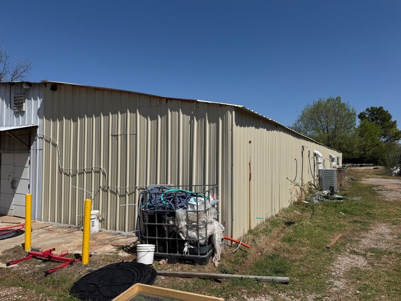 More Photos Of 42506 Westech Rd, Shawnee Warehouse For Sale