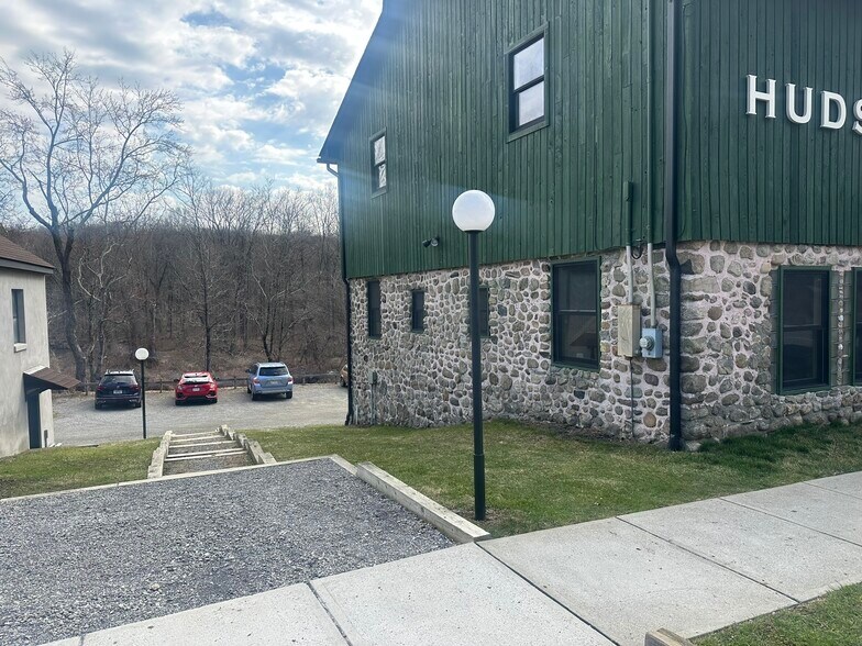 More Photos Of 3052 Route 9, Cold Spring Freestanding For Lease