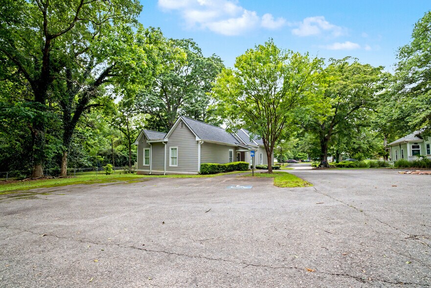 More Photos Of 195 N Jeff Davis Dr, Fayetteville Office Residential For Sale
