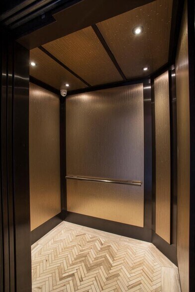 More Photos Of 21 S California St, Ventura Office For Lease