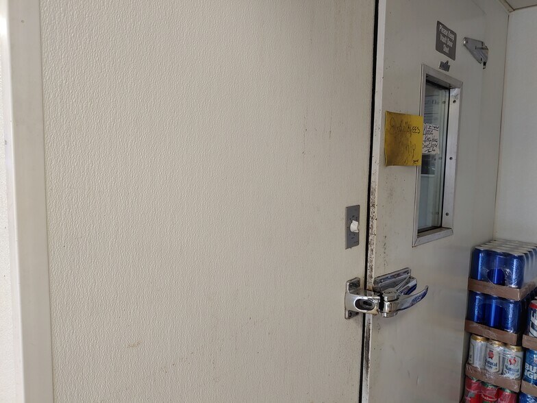 More Photos Of 1408 E Rancier Ave, Killeen Convenience Store For Sale